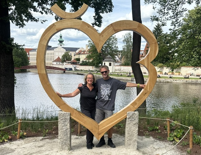6.6. Schienenbus, Wasserschloss (Blatna), Steinbrücke (Pisek) und Budweis